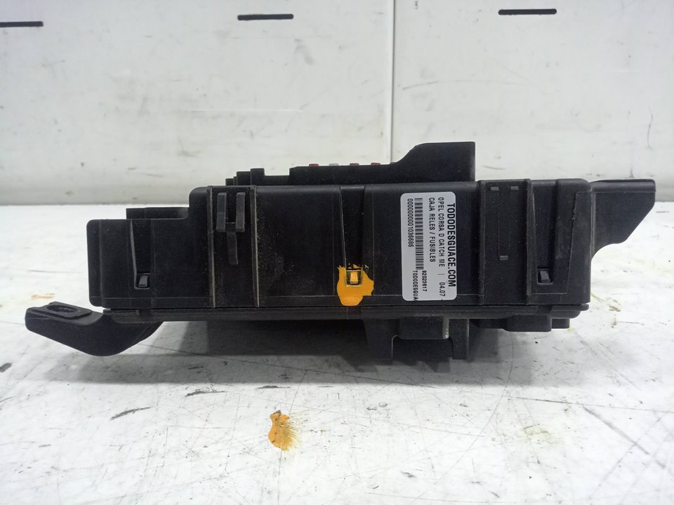 Caja reles / fusibles opel corsa d 1.3 cdti (l08 l68)
