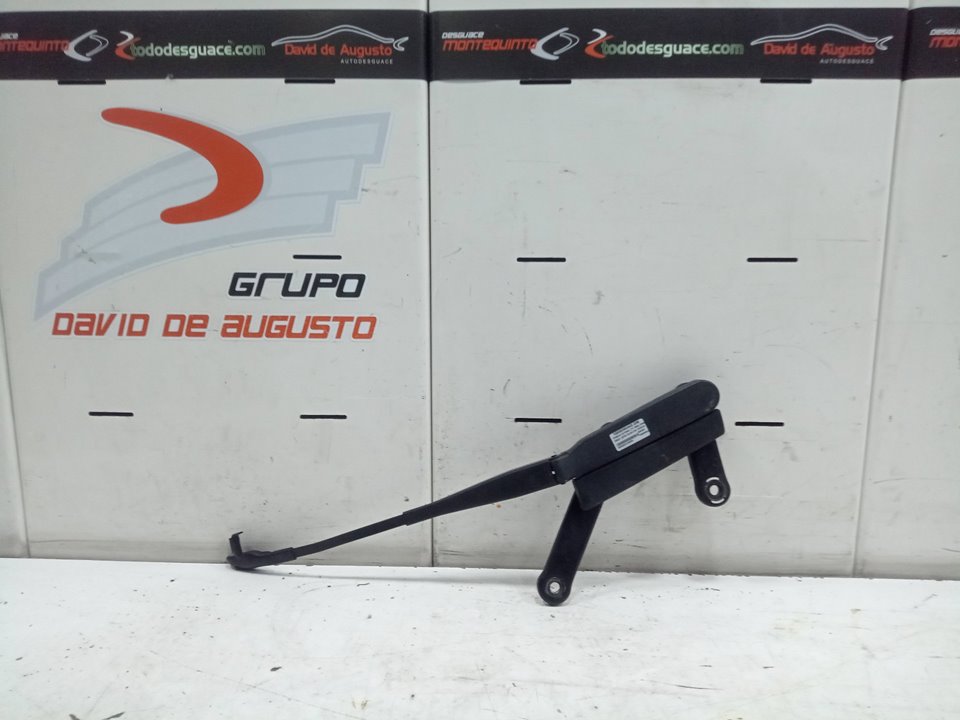 Brazo limpia delantero derecho porsche cayenne 3.0 diesel