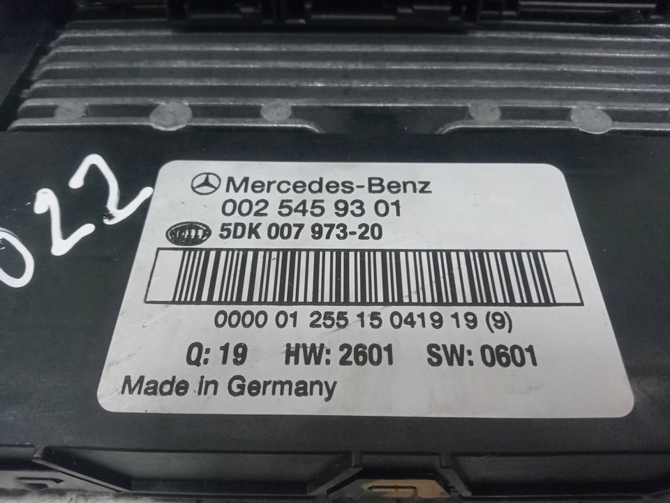Caja fusible sam mercedes-benz clase c c 270 cdi (203.016)