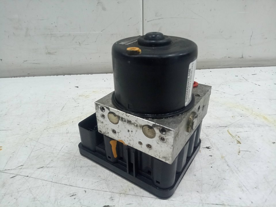 Abs volkswagen golf v   berlina (1k1)       0.03 