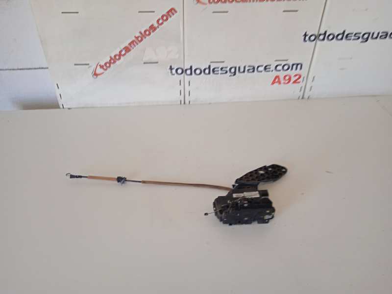  cerradura puerta trasera derecha   seat leon (1m1) signo 1.9 tdi