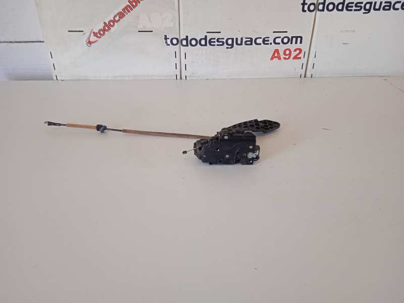  cerradura puerta trasera derecha   seat leon (1m1) signo 1.9 tdi