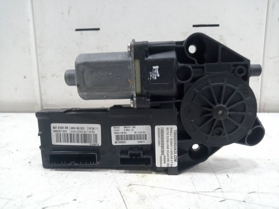 Motor elevalunas delantero izquierdo renault megane iii fastback 1.6 16v (bz0h)