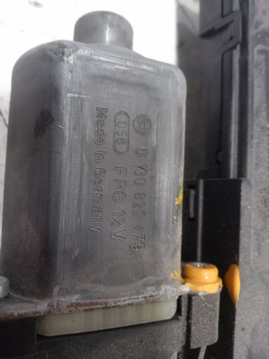 Motor elevalunas delantero izquierdo renault megane iii fastback 1.6 16v (bz0h)