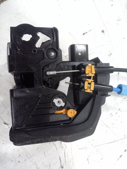 Cerradura puerta delantera derecha kia picanto   concept      04.14  12.17