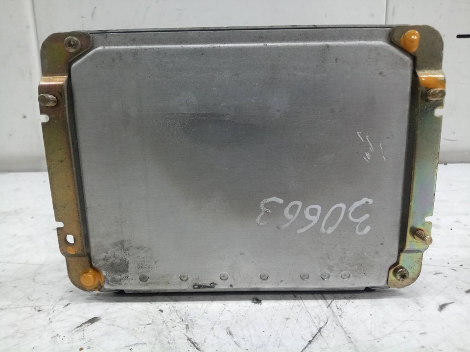 Centralita motor uce nissan cabstar tl110.35      