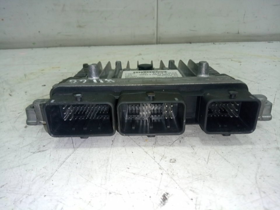 Centralita motor uce citroen c5 i 2.0 16v (dcrfnc dcrfnf)