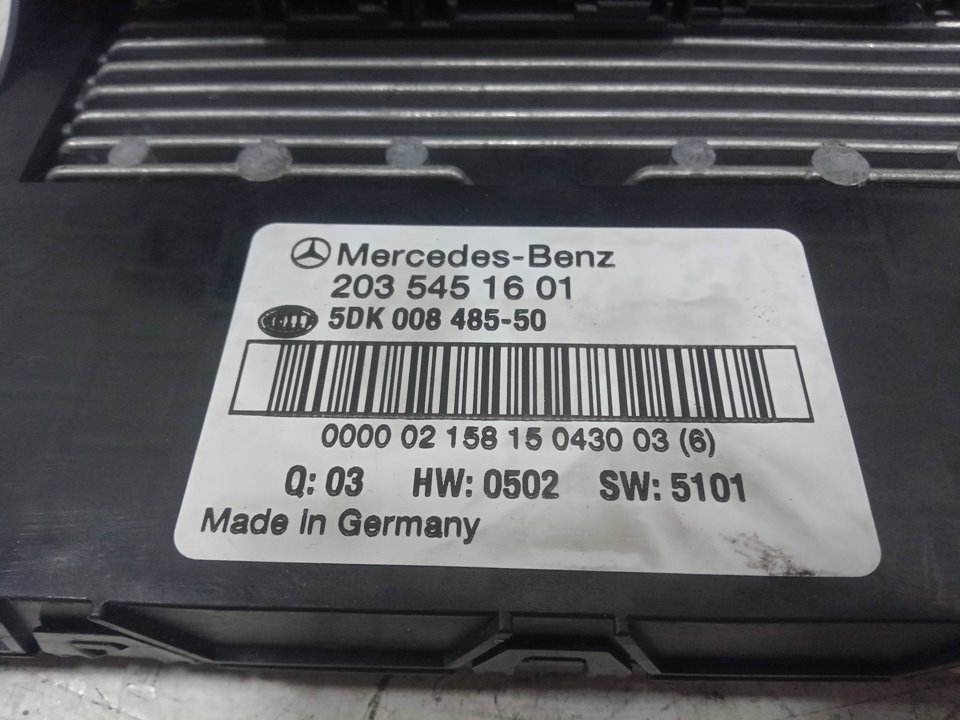 Caja fusible sam mercedes-benz clase c c 220 cdi (203.008)
