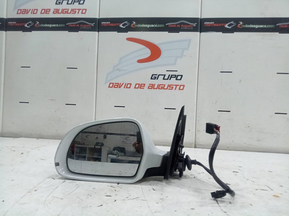Retrovisor izquierdo electrico audi q3   (8ug) attraction      01.15