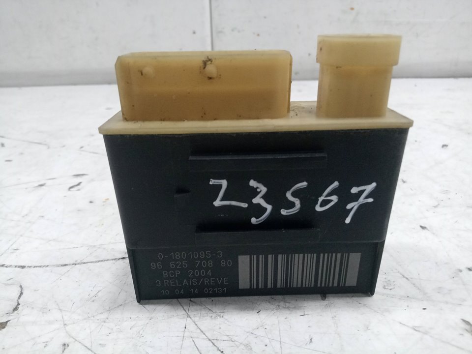 Caja precalentamiento peugeot 5008 2.0 hdi 150  bluehdi 150