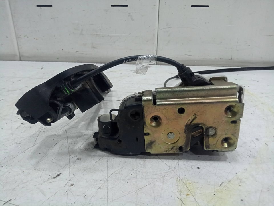 Cerradura puerta delantera derecha citroen c2 1.1