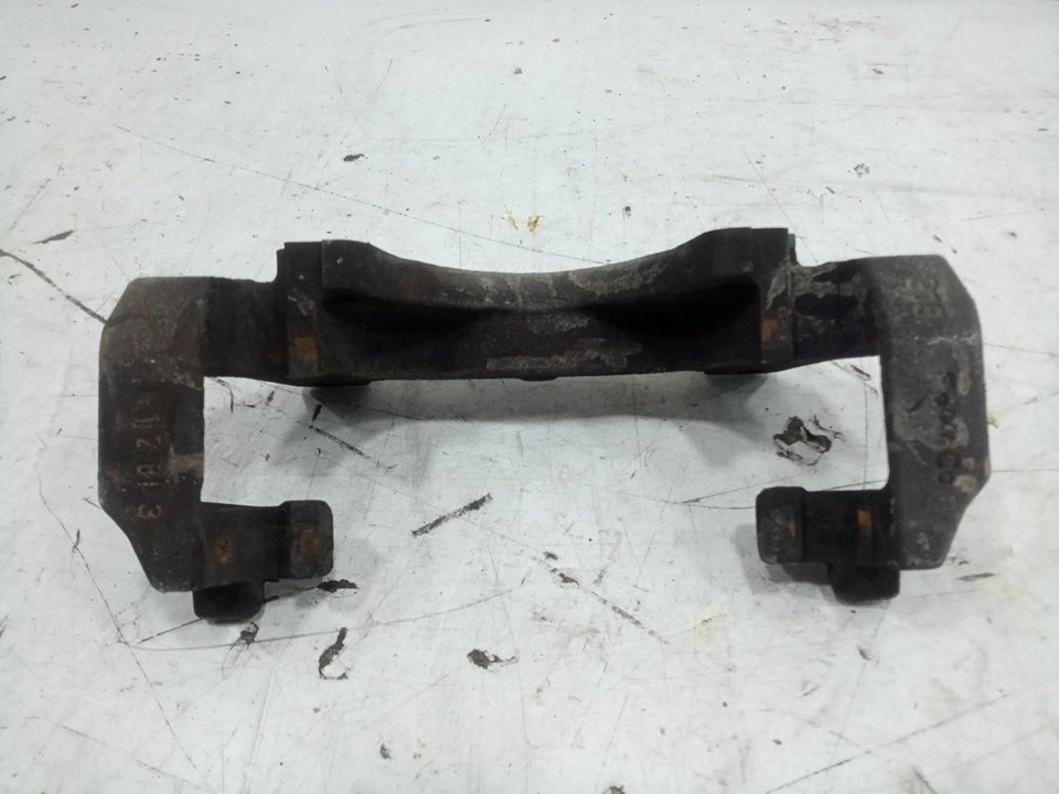 Soporte pinza freno delantero derecho jaguar xe 2.0 d