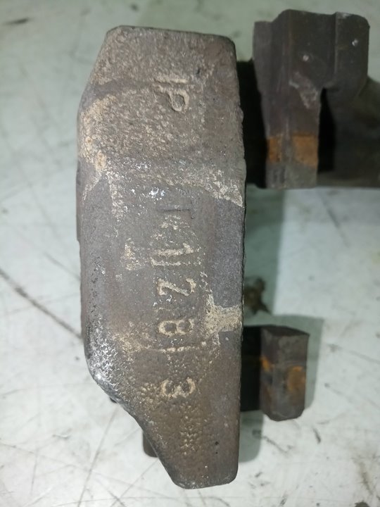 Soporte pinza freno delantero derecho jaguar xe 2.0 d