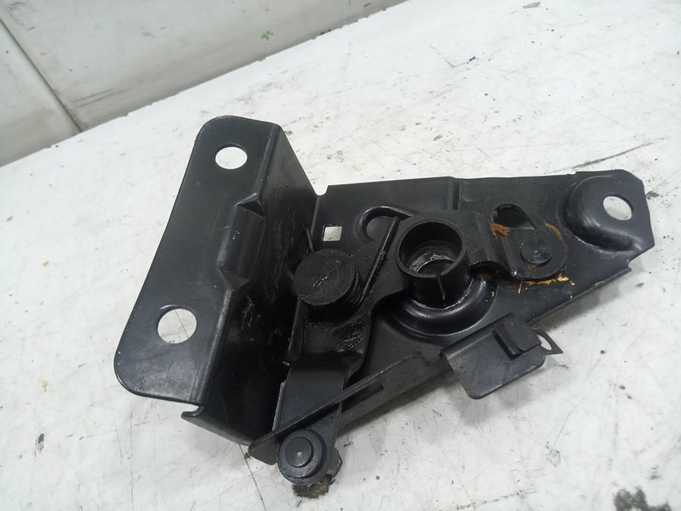 Cerradura capot jaguar xj  612       0.95  0.97