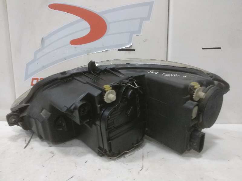 Faro derecho seat altea 1.9 tdi