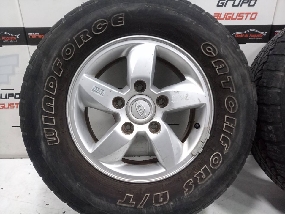Juego llantas con neumaticos kia sorento i 2.5 crdi