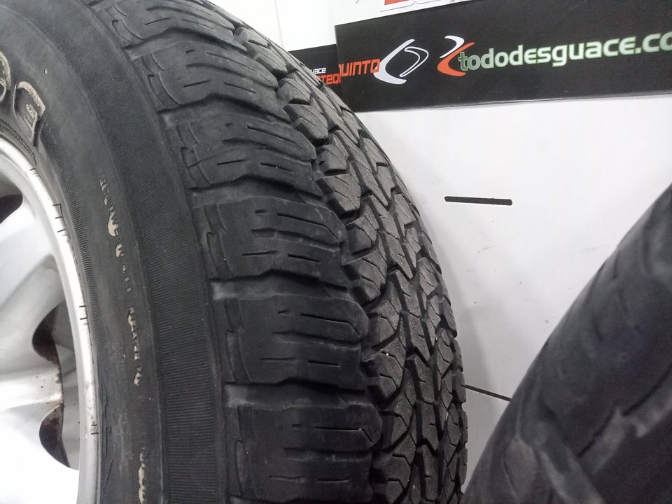 Juego llantas con neumaticos kia sorento i 2.5 crdi