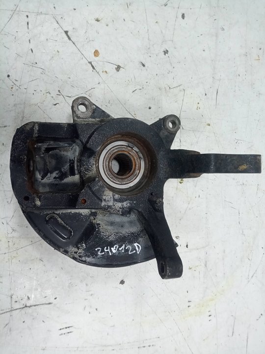 Mangueta delantera derecha ssangyong korando   premium 4x2      12.10  12