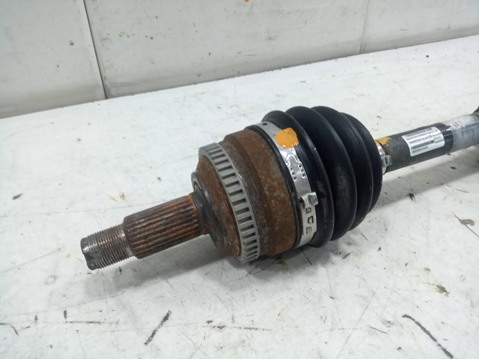 Transmision delantera izquierda ssangyong korando   premium 4x2      12.10  12