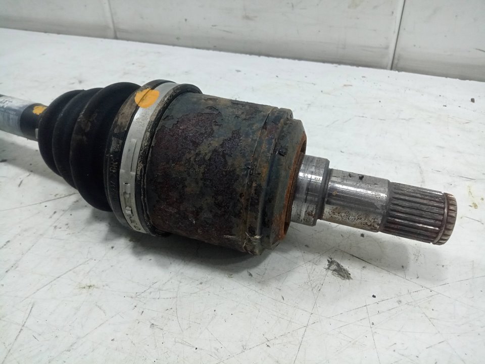 Transmision delantera izquierda ssangyong korando   premium 4x2      12.10  12