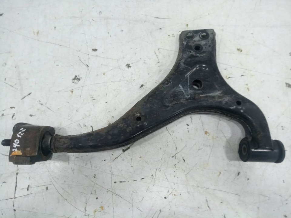 Brazo suspension inferior delantero izquierdo ssangyong korando   premium 4x2      12.10  12
