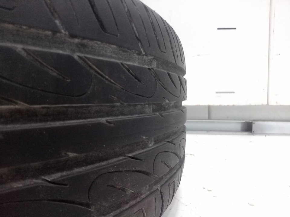 Juego llantas con neumaticos chevrolet aveo  kalos fastback 1.4