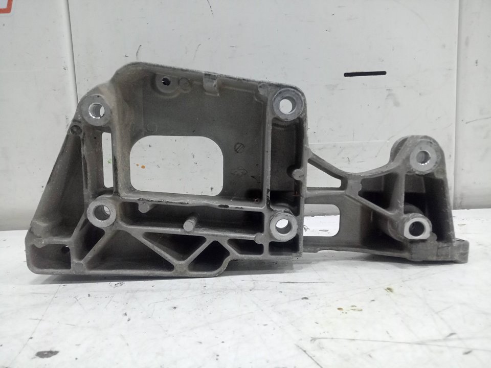 Soporte alternador seat leon   (1p1) sport      05.05  12