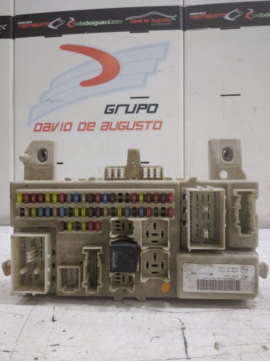 Caja reles / fusibles ford focus ii 2.0 tdci