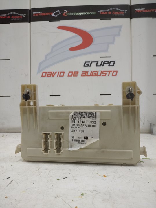 Caja reles / fusibles ford focus ii 1.6 tdci