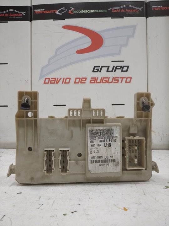 Caja reles / fusibles ford focus ii turnier 1.8 tdci