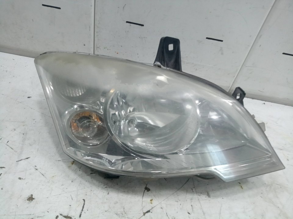 Faro derecho mercedes vito (w639) basic com