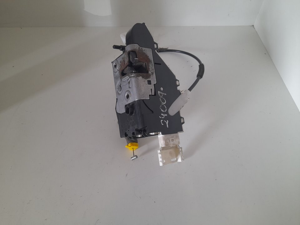 Cerradura puerta delantera izquierda citroen jumpy 2.0 hdi 125