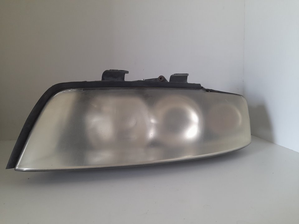 Faro izquierdo audi a4 1.8 t