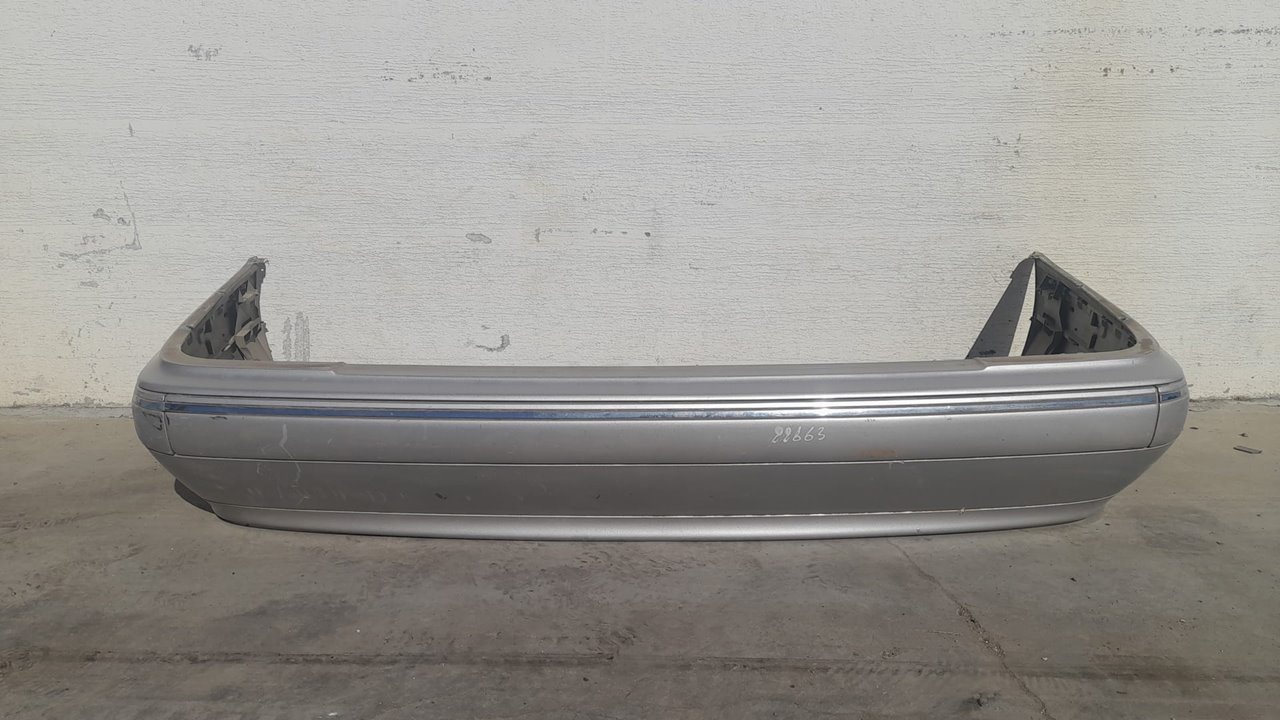 Paragolpes trasero mercedes-benz clase e e 320 (210.065)