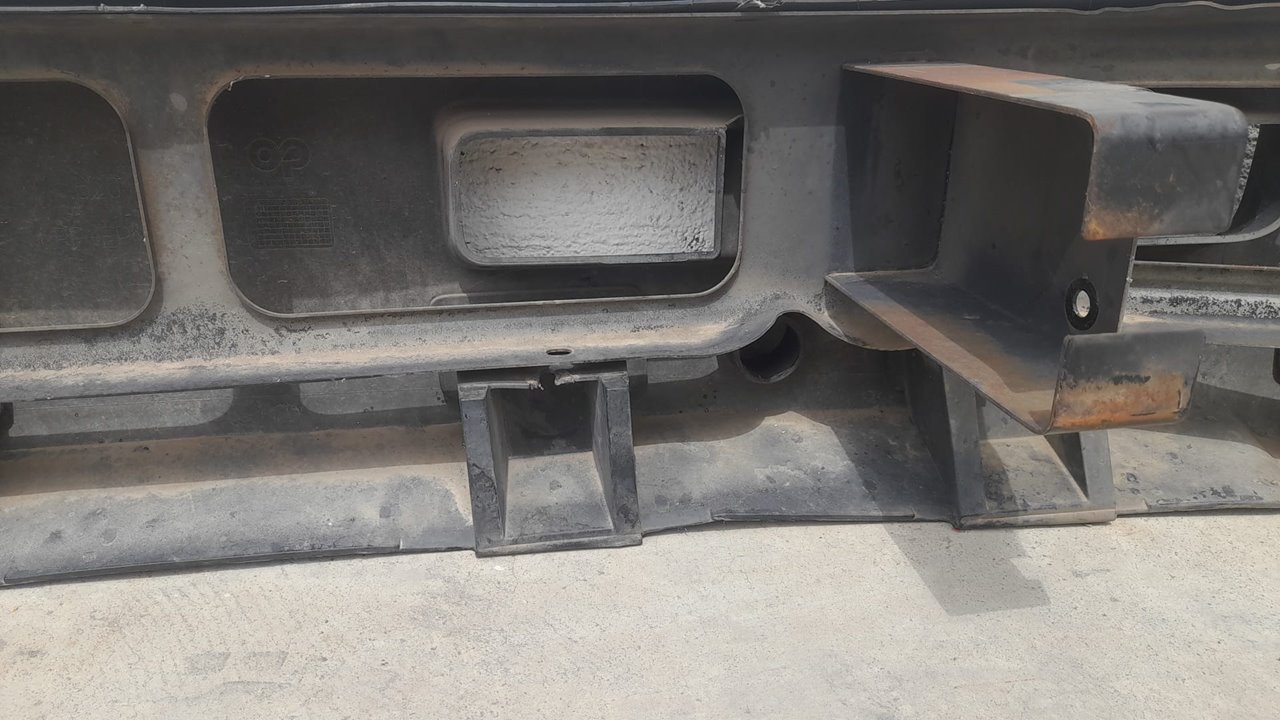 Paragolpes delantero nissan cabstar 35.15 dci 45.15 dci 3.0 (f24m