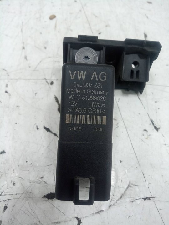 Rele audi q3   (8ug) attraction      01.15