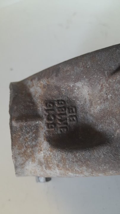 Buje delantero izquierdo ford otosan taunus ford transit caja cerrada 06 f