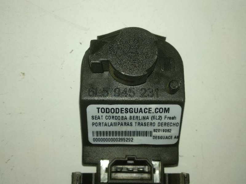 Portalamparas trasero derecho interior seat cordoba 1.9 tdi
