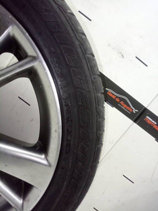 Juego llantas con neumaticos lexus is220 sport+nav      01