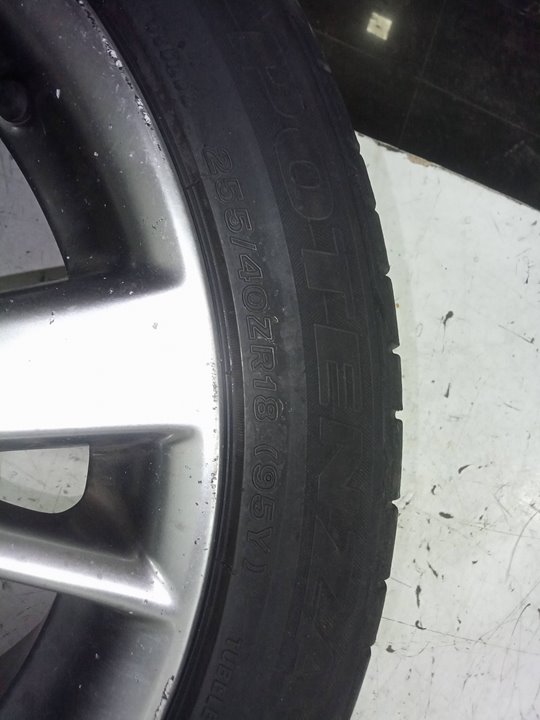 Juego llantas con neumaticos lexus is220 sport+nav      01