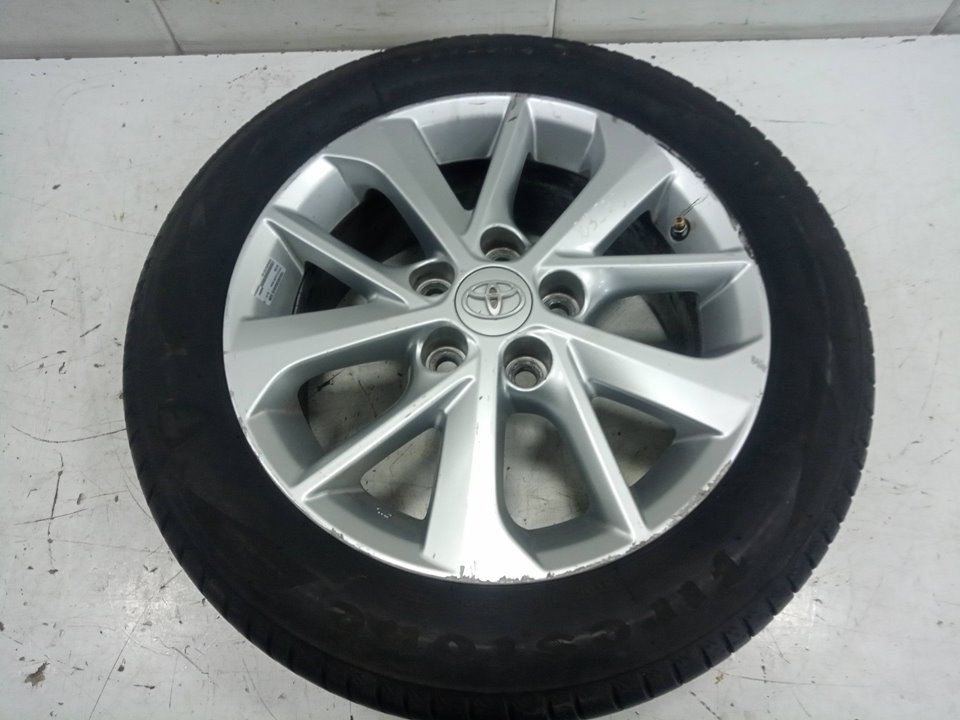 Rueda toyota auris   active      09.12  12.15