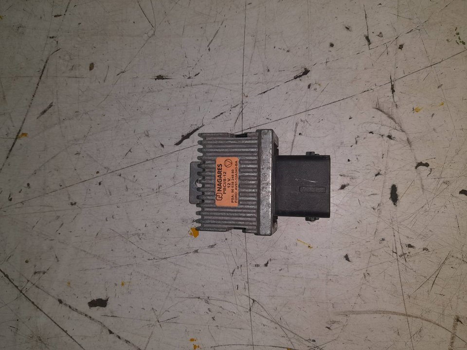 Caja precalentamiento peugeot 5008 2.0 hdi 150  bluehdi 150