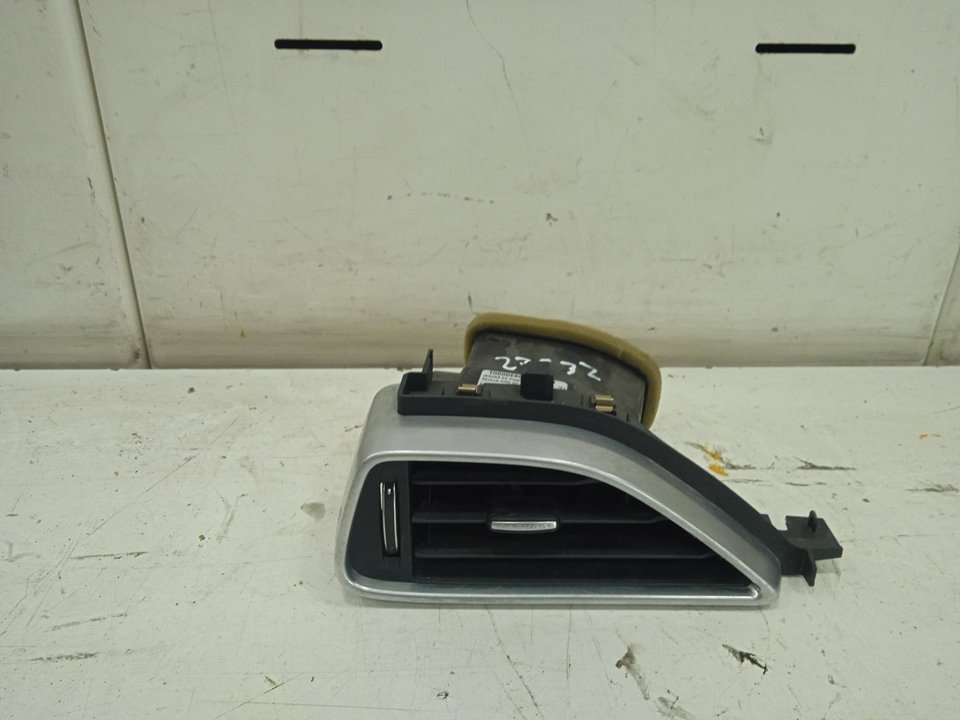 Aireador delantero izquierdo jaguar xe 2.0 d