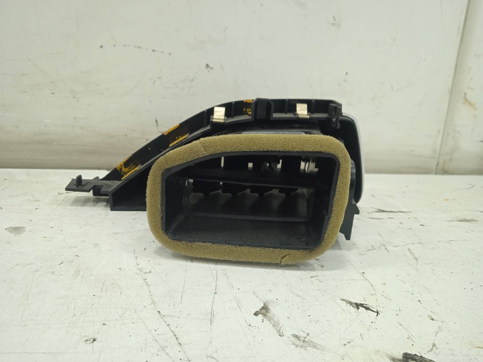 Aireador delantero izquierdo jaguar xe 2.0 d