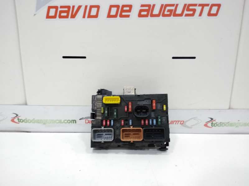 Caja reles / fusibles peugeot 207 1.4 hdi