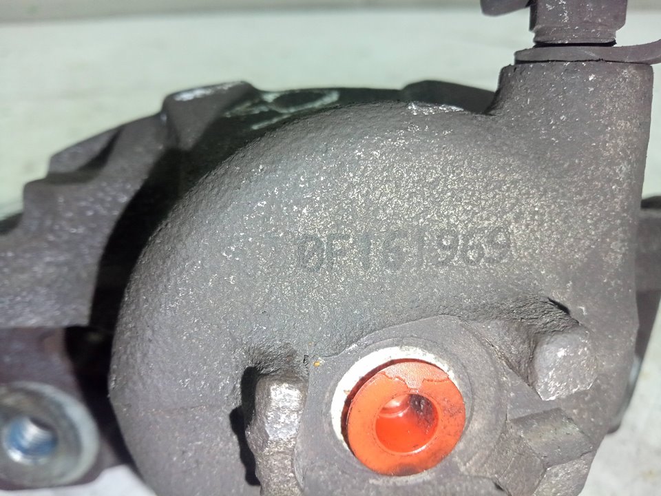 Pinza de freno delantera derecha chevrolet aveo ls