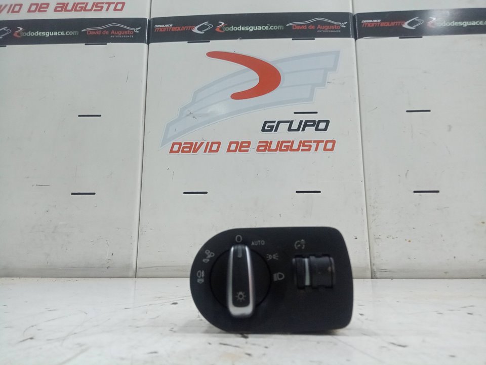 Mando luces audi q3 (8ug) attraction