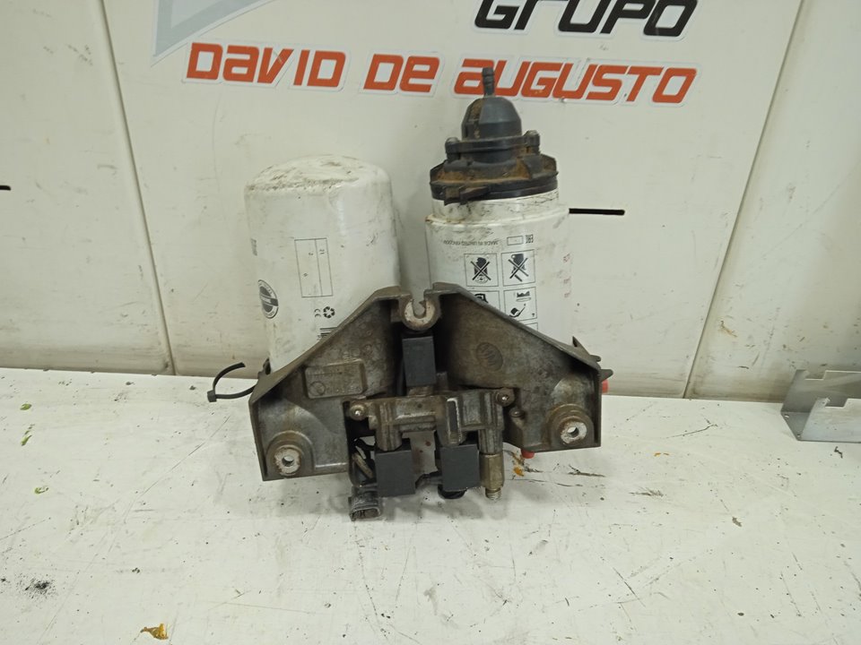 Soporte filtro gasoil renault  no identificado