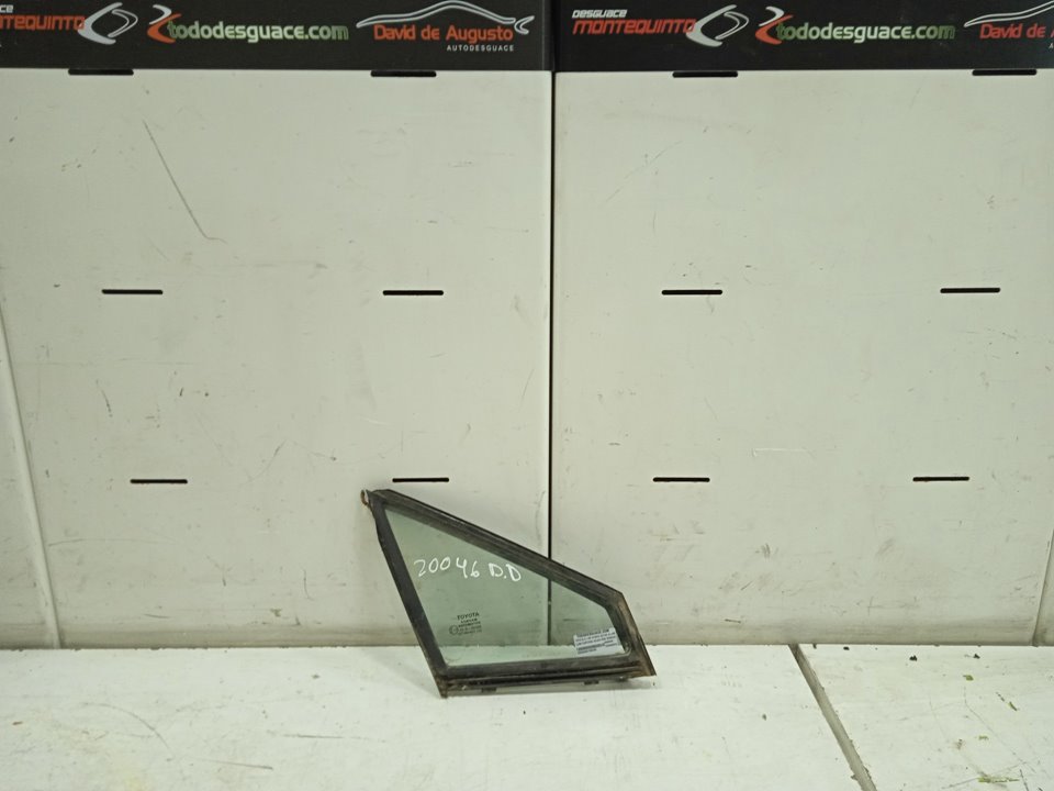 Luna custodia delantera derecha toyota  no identificado