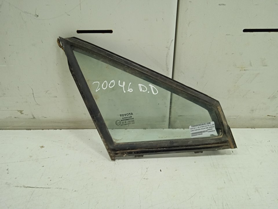Luna custodia delantera derecha toyota  no identificado